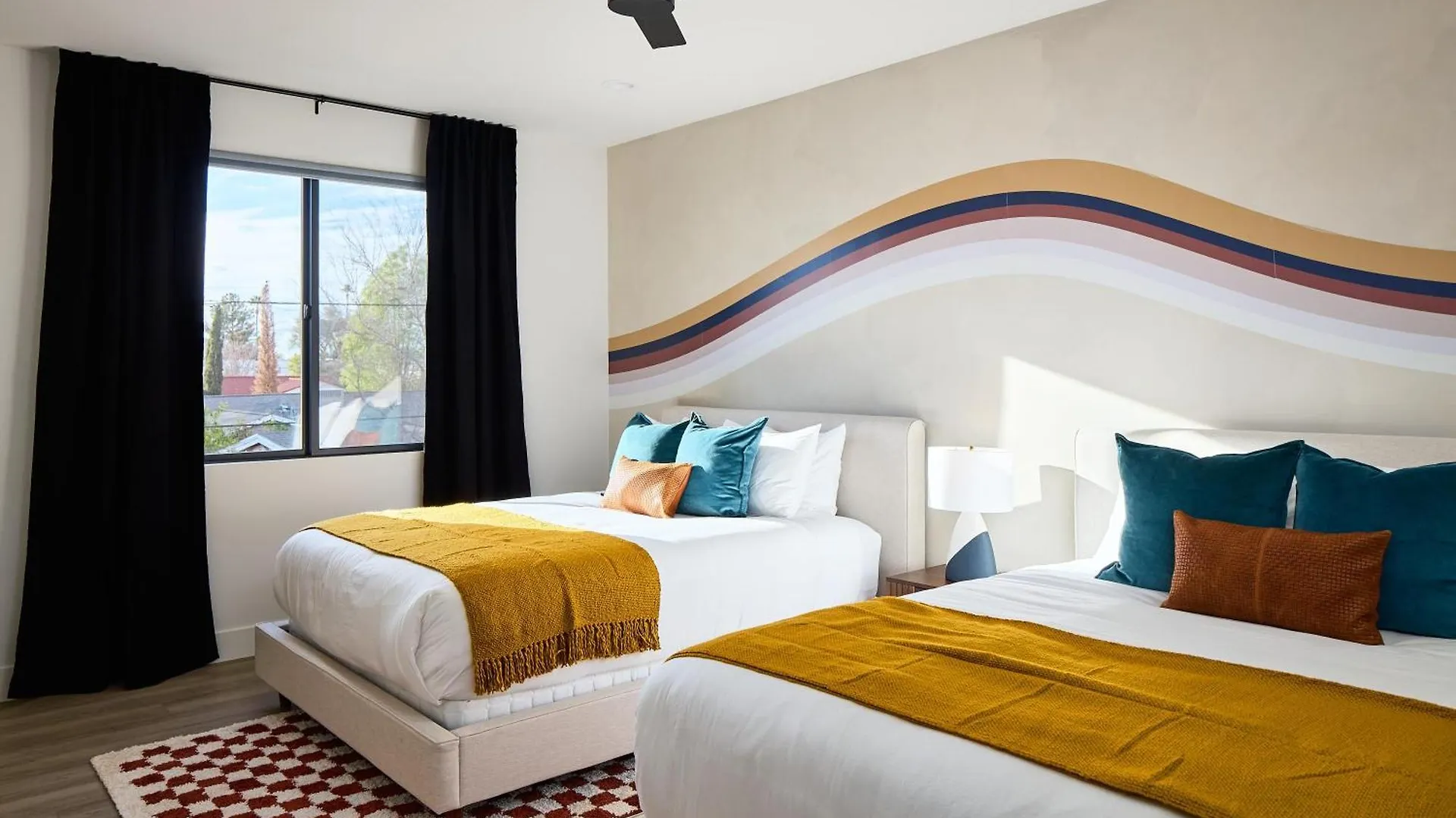 Willa Luxe-Boho House-Heated Pool-Camelback Mountain Scottsdale
